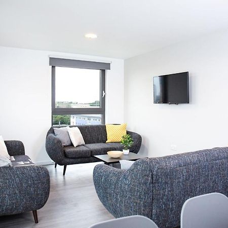 Private Bedrooms With Shared Kitchen, Studios And Apartments At Canvas Glasgow Near The City Centre For Students Only Extérieur photo